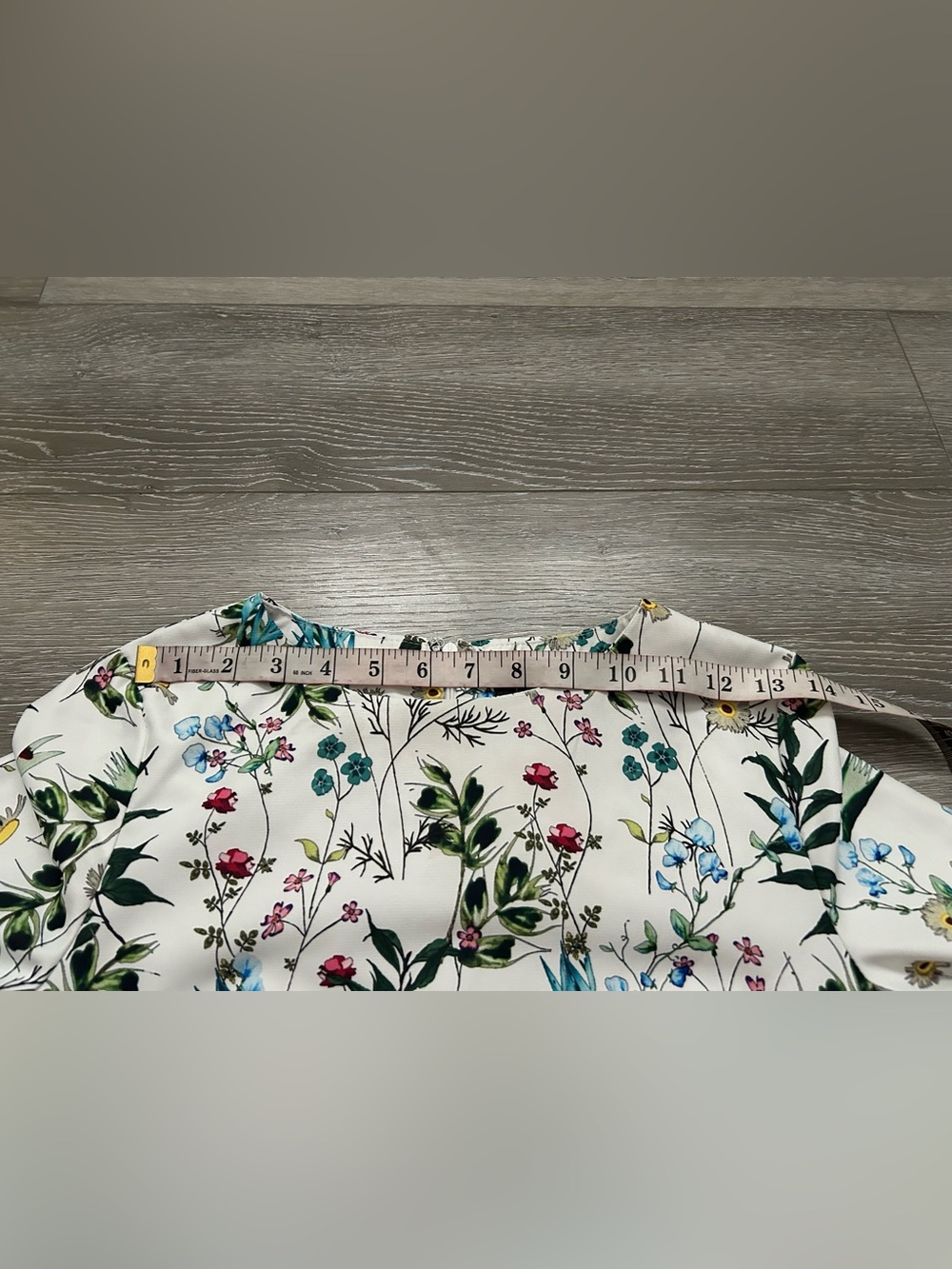 Gracia White Floral Bell-Sleeve Blouse - Picture 6 of 8